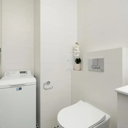 Jednosci Narodowej By Renters Apartment Wroclaw