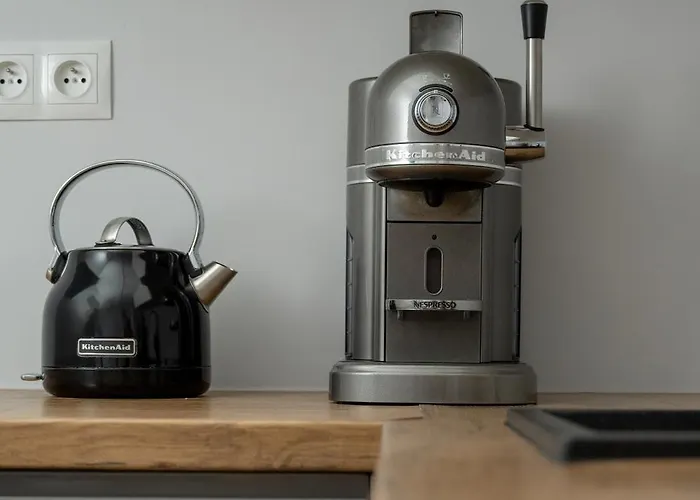 Jednosci Narodowej By Renters Apartment *