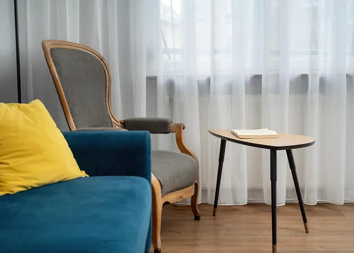 Jednosci Narodowej By Renters Apartment *